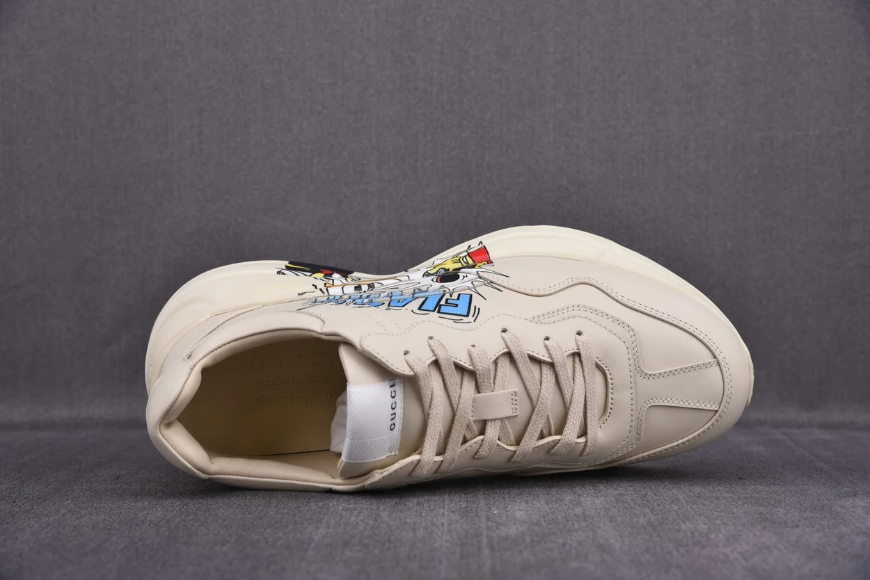 구찌 라이톤 디즈니 도날드덕 스니커즈