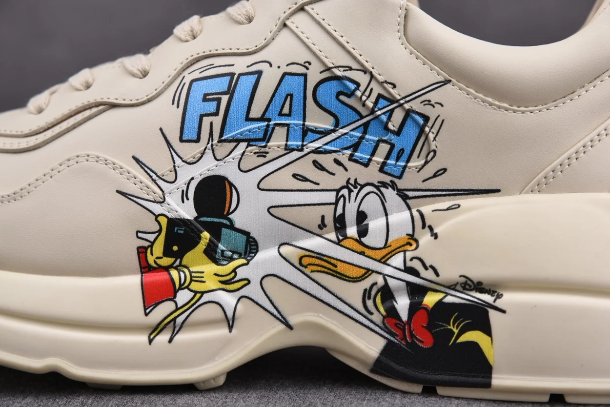 구찌 라이톤 디즈니 도날드덕 스니커즈