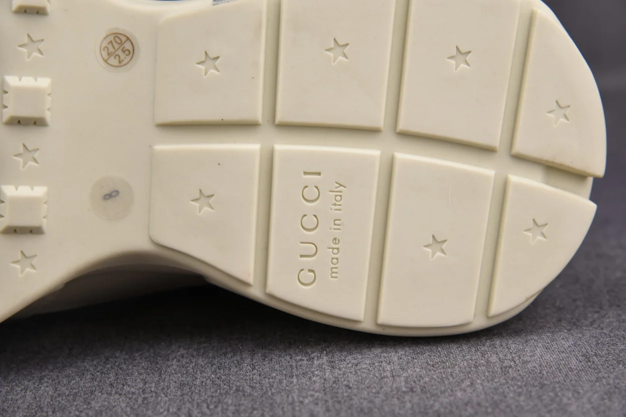 구찌 라이톤 디즈니 도날드덕 스니커즈