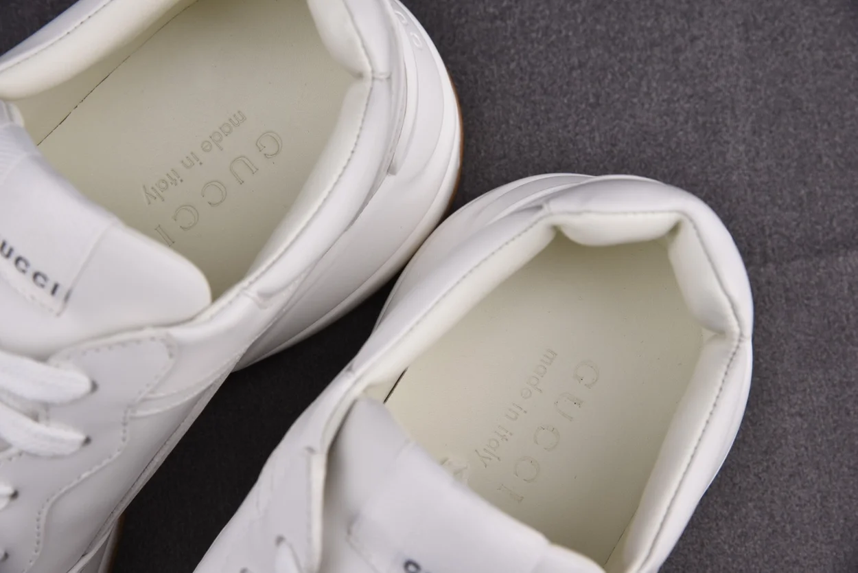 구찌 라이톤 월드 와이드 스니커즈