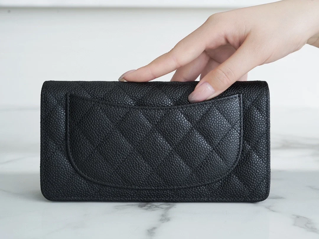 샤넬 클래식 캐비어 플랩 장지갑