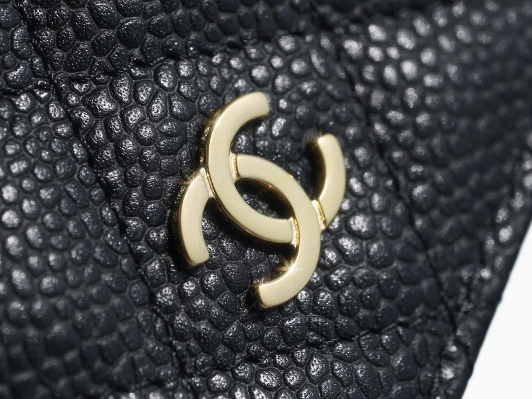 샤넬 클래식 캐비어 플랩 장지갑