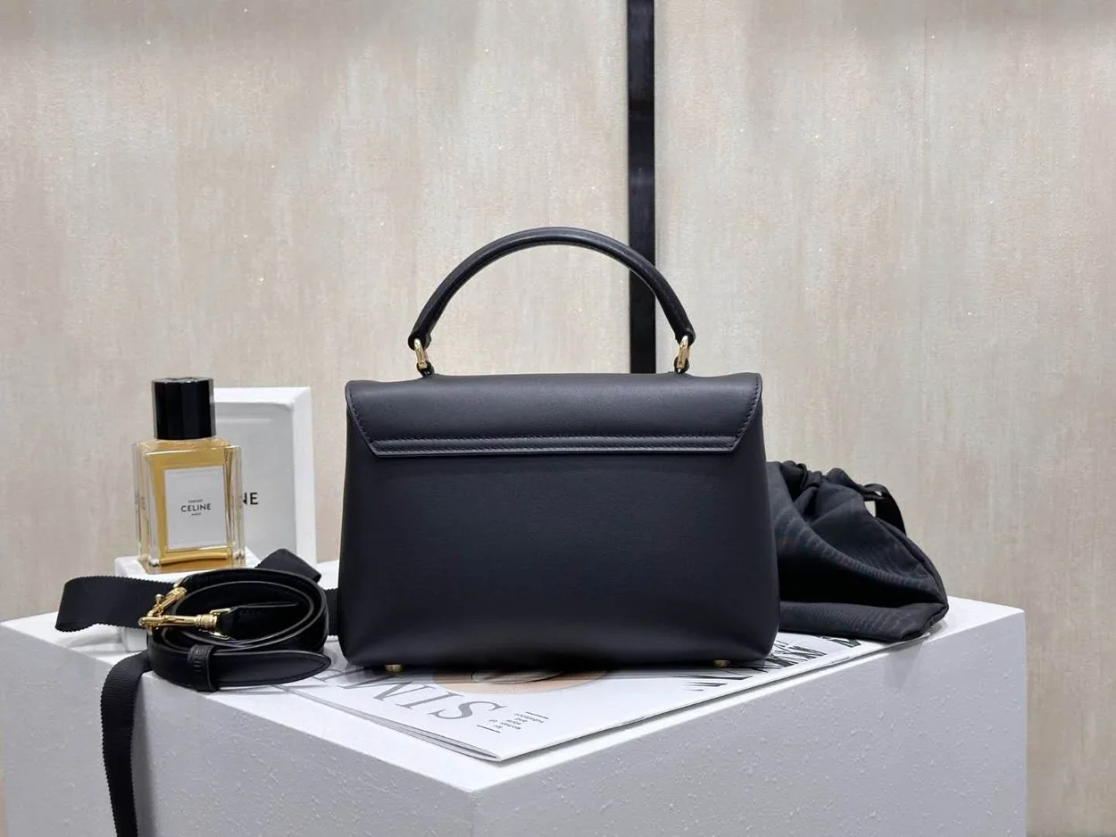 셀린느 크로스백 숄더백 118113