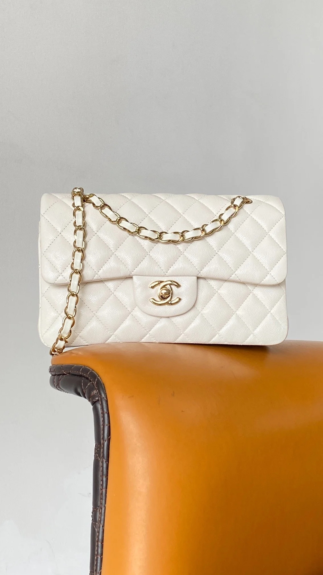 샤넬 클래식 스몰 캐비어 화이트 골드