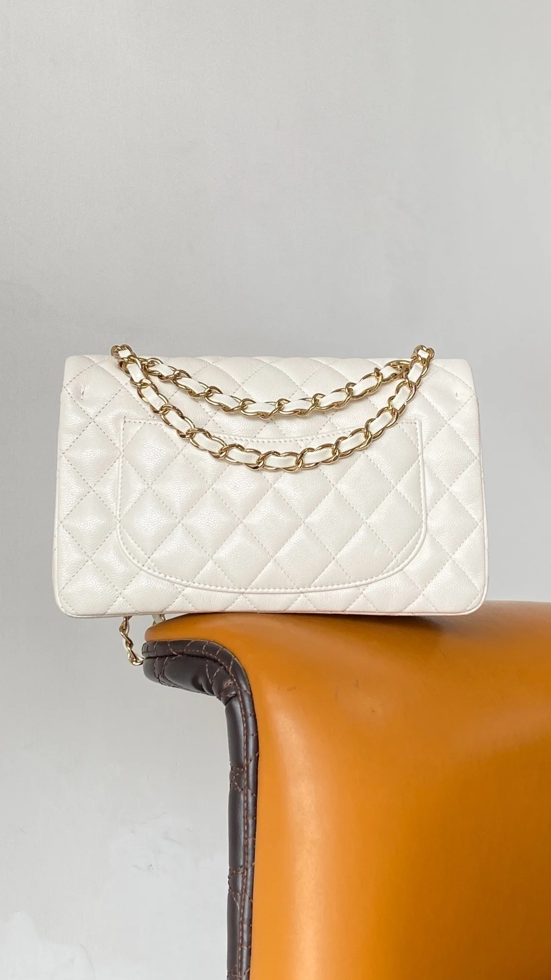 샤넬 클래식 스몰 캐비어 화이트 골드