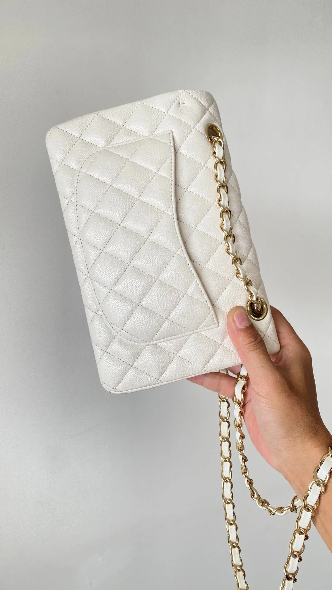 샤넬 클래식 스몰 캐비어 화이트 골드