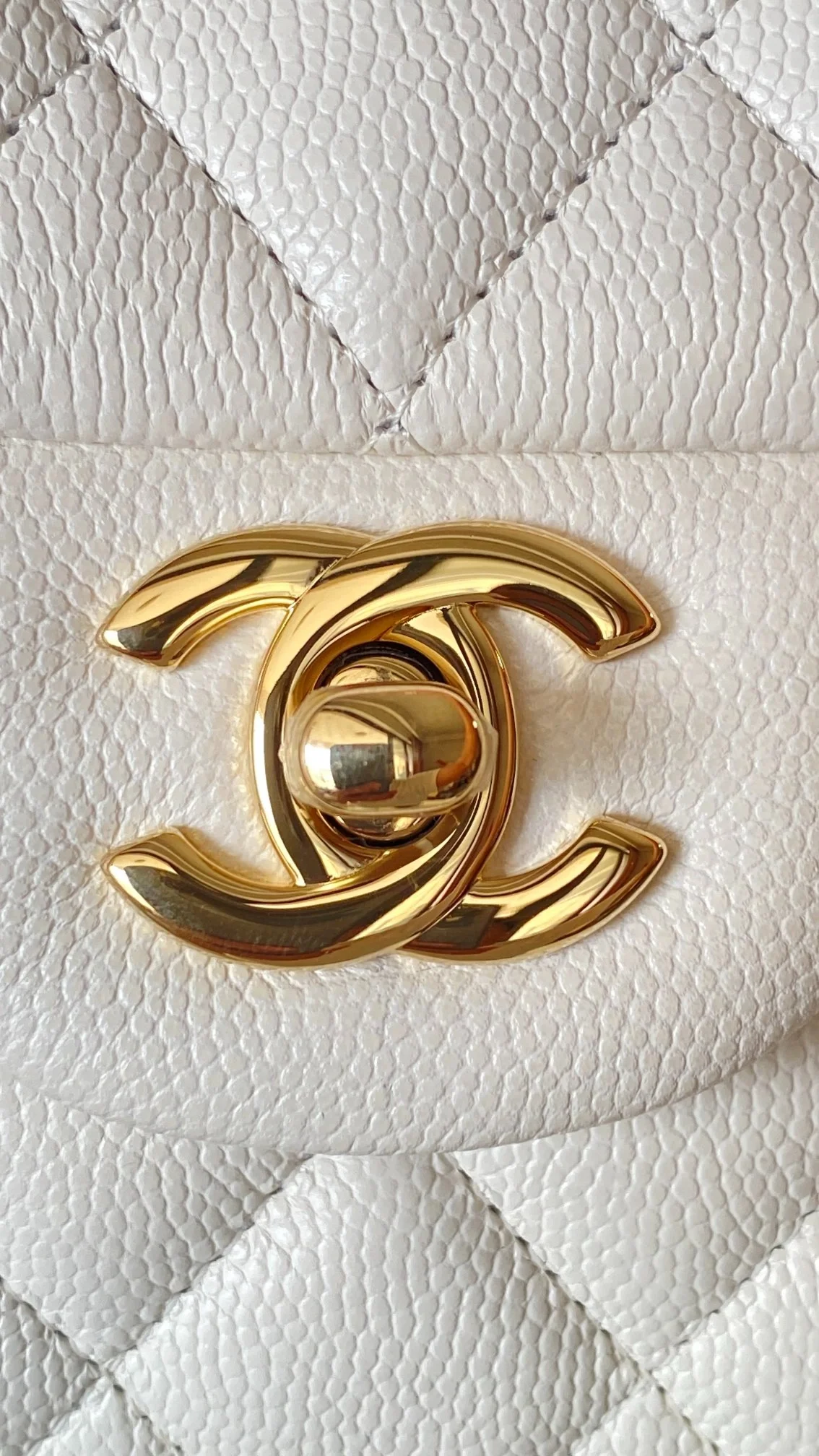 샤넬 클래식 스몰 캐비어 화이트 골드