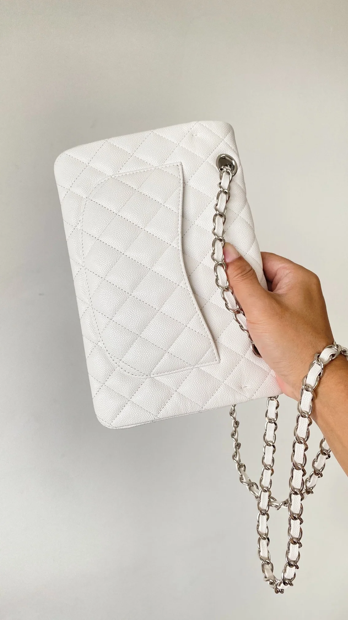 샤넬 클래식 스몰 캐비어 화이트 실버