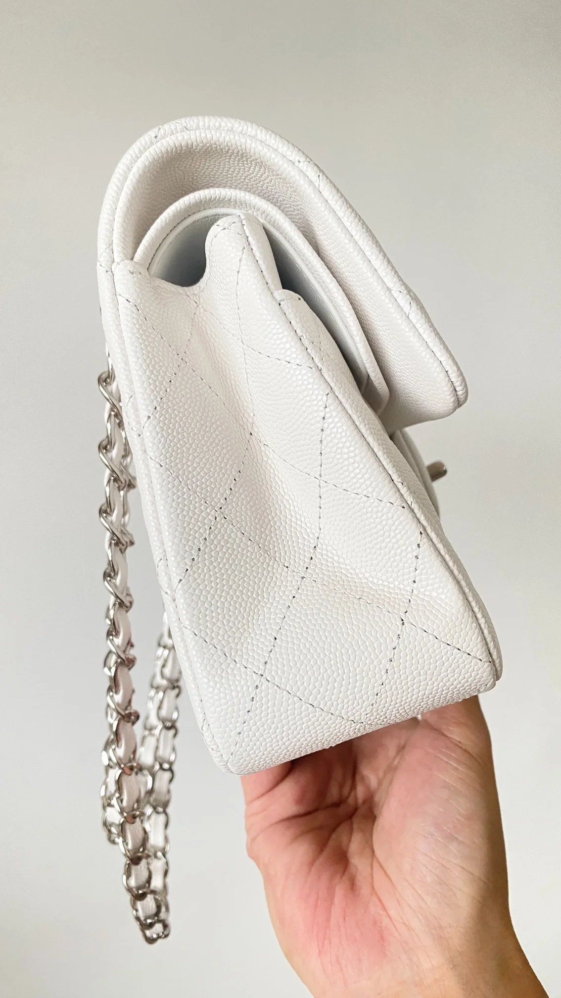 샤넬 클래식 스몰 캐비어 화이트 실버