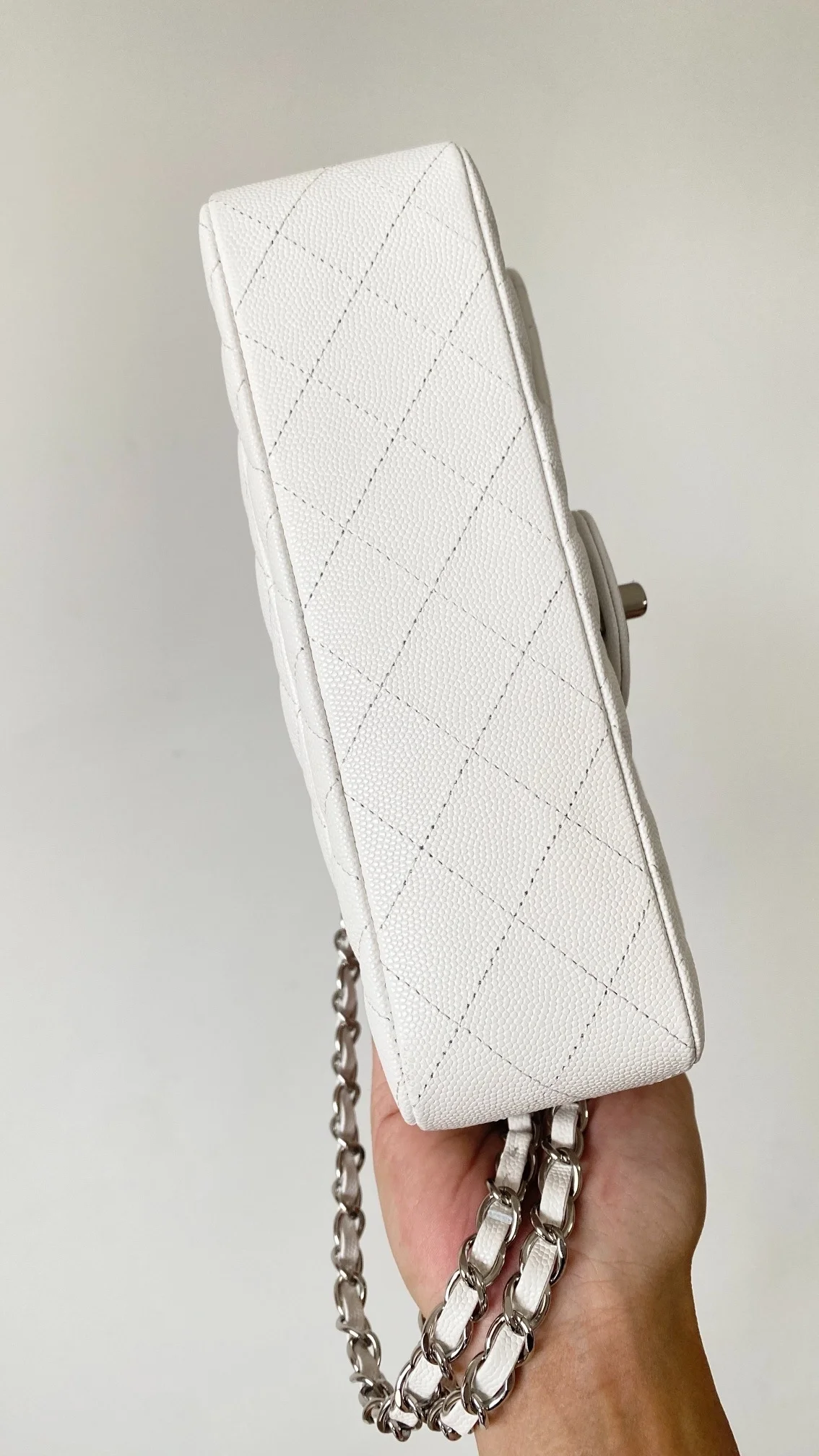 샤넬 클래식 스몰 캐비어 화이트 실버