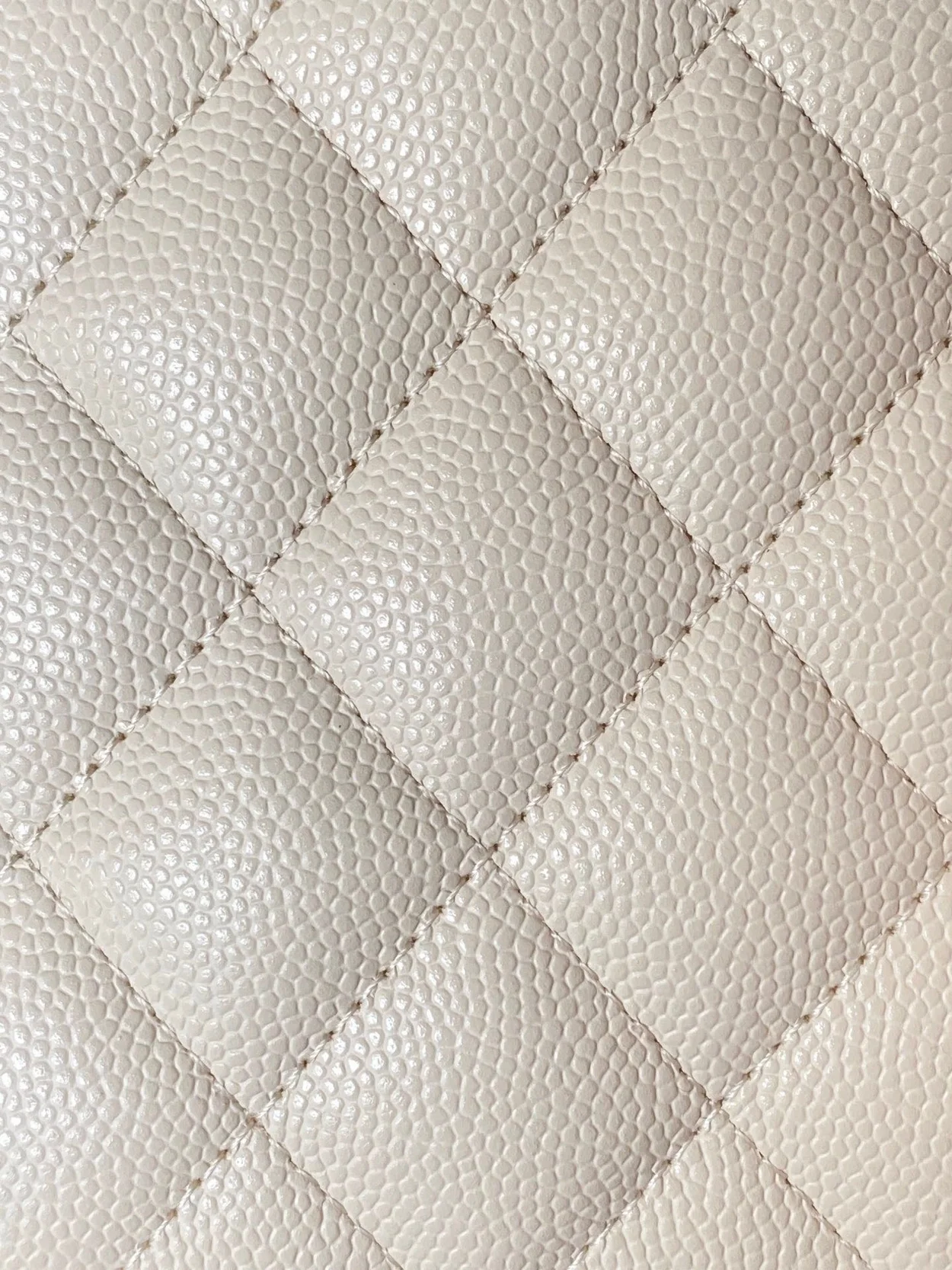 샤넬 클래식 미니 캐비어 화이트 실버