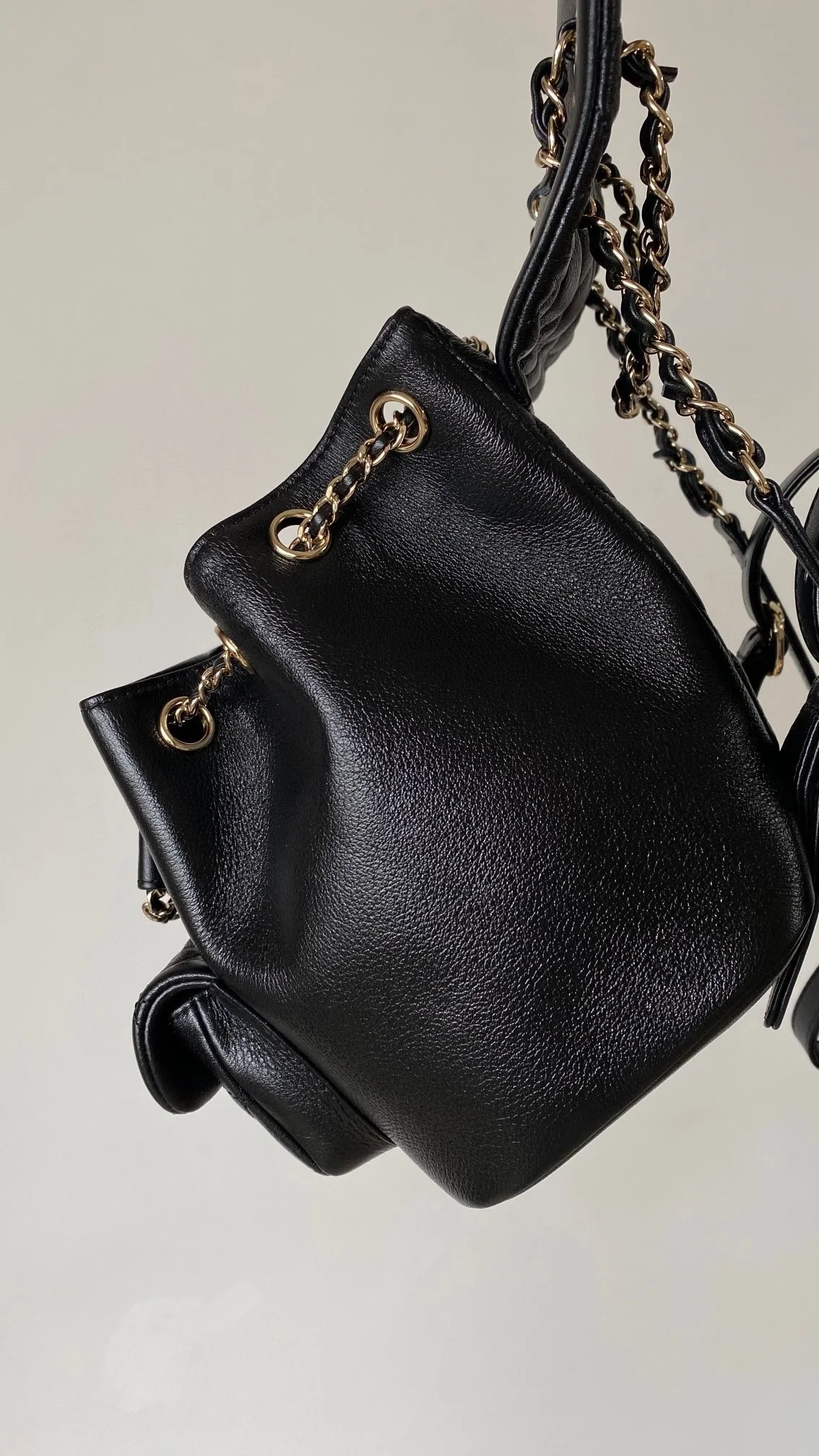 샤넬 원 포켓 듀마 백팩 스몰 카프스킨 블랙