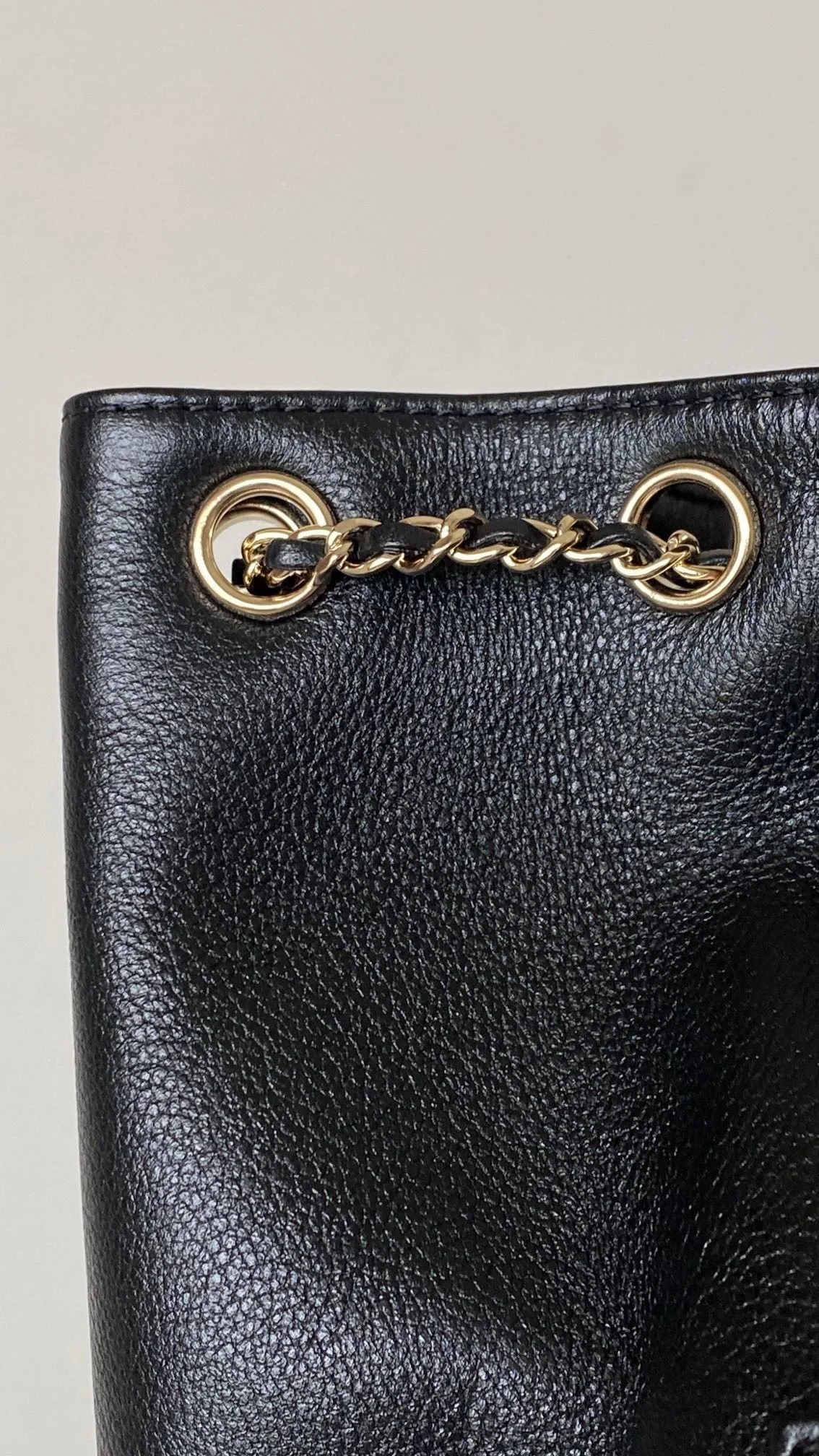 샤넬 원 포켓 듀마 백팩 스몰 카프스킨 블랙