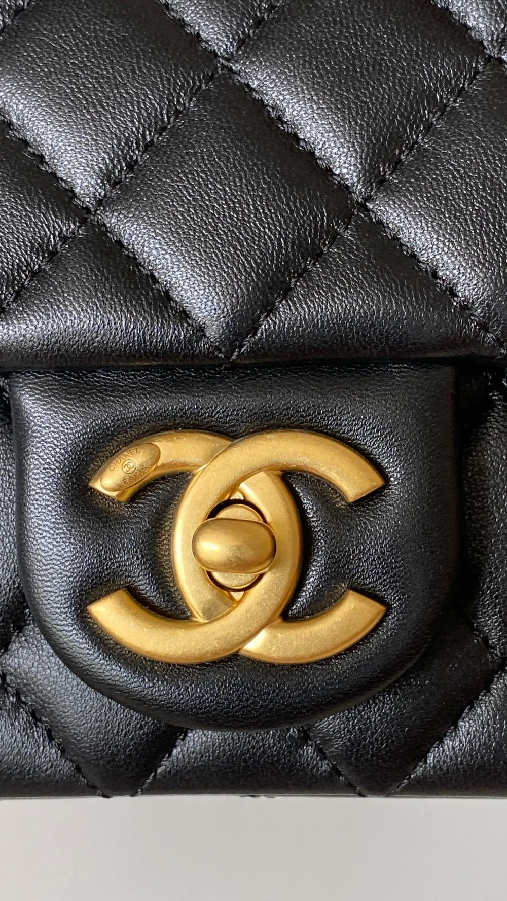 샤넬 25B 미니 플랩백