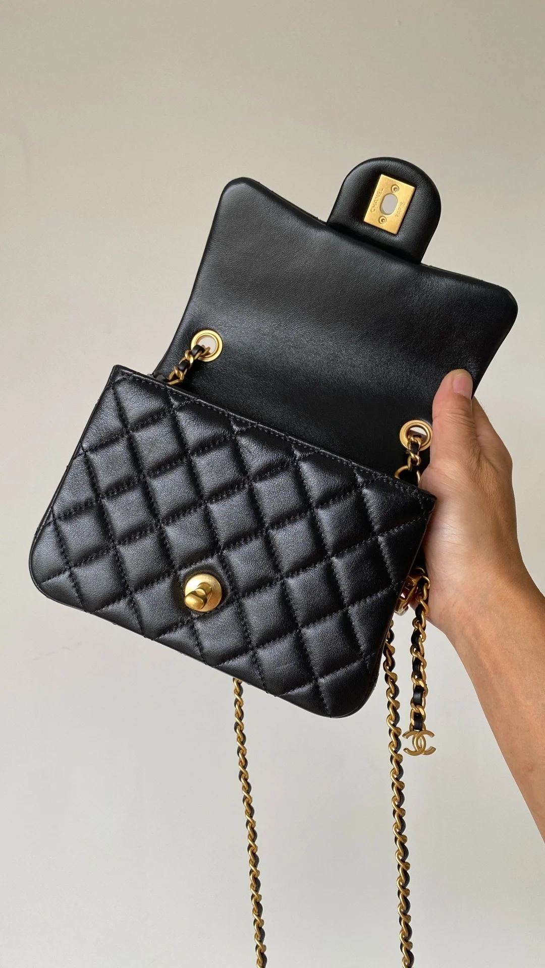 샤넬 25B 미니 플랩백