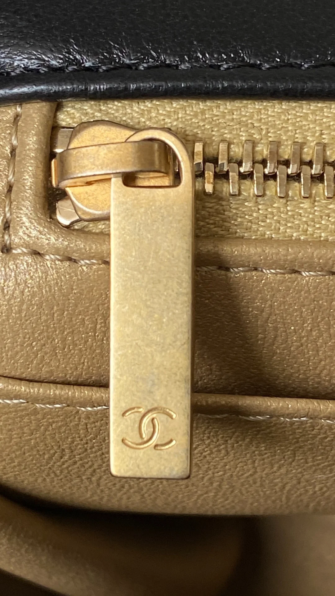 샤넬 25B 미니 플랩백