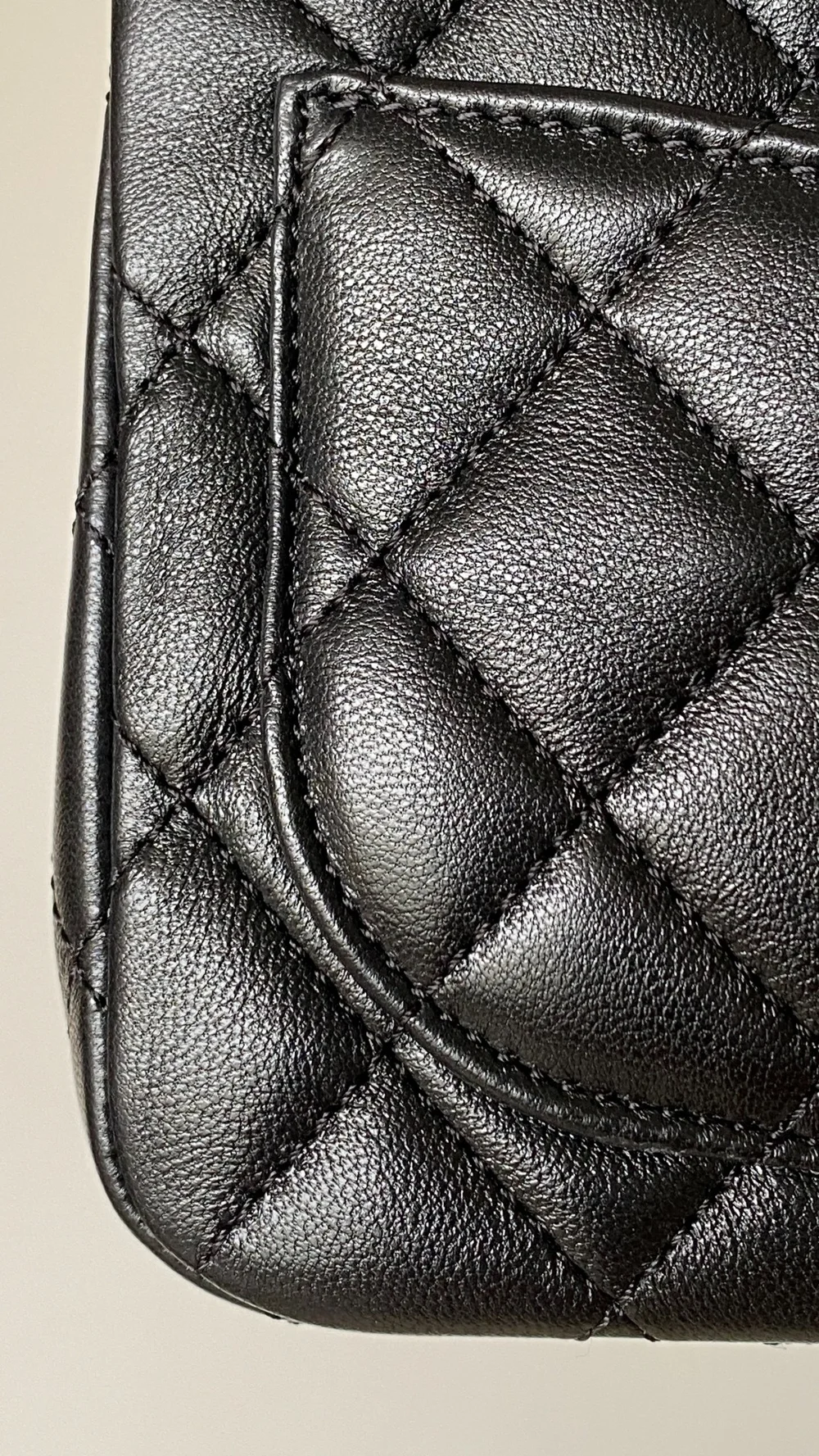 샤넬 25B 미니 플랩백