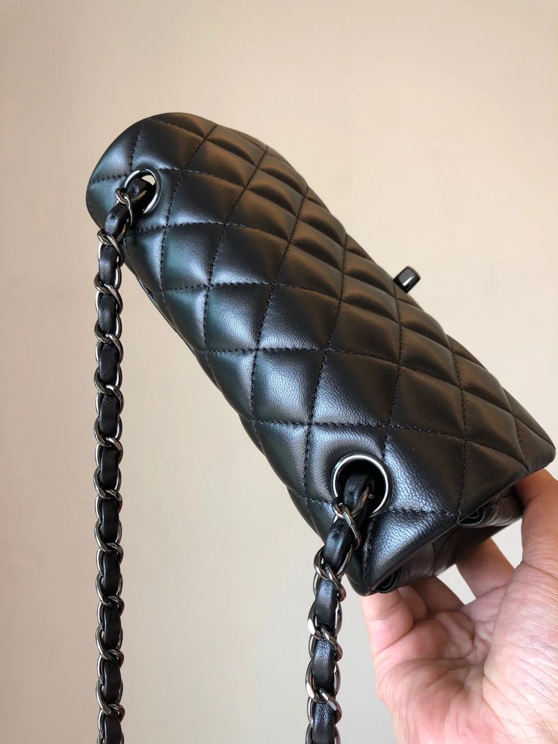 샤넬 클래식 미니 램스킨 블랙