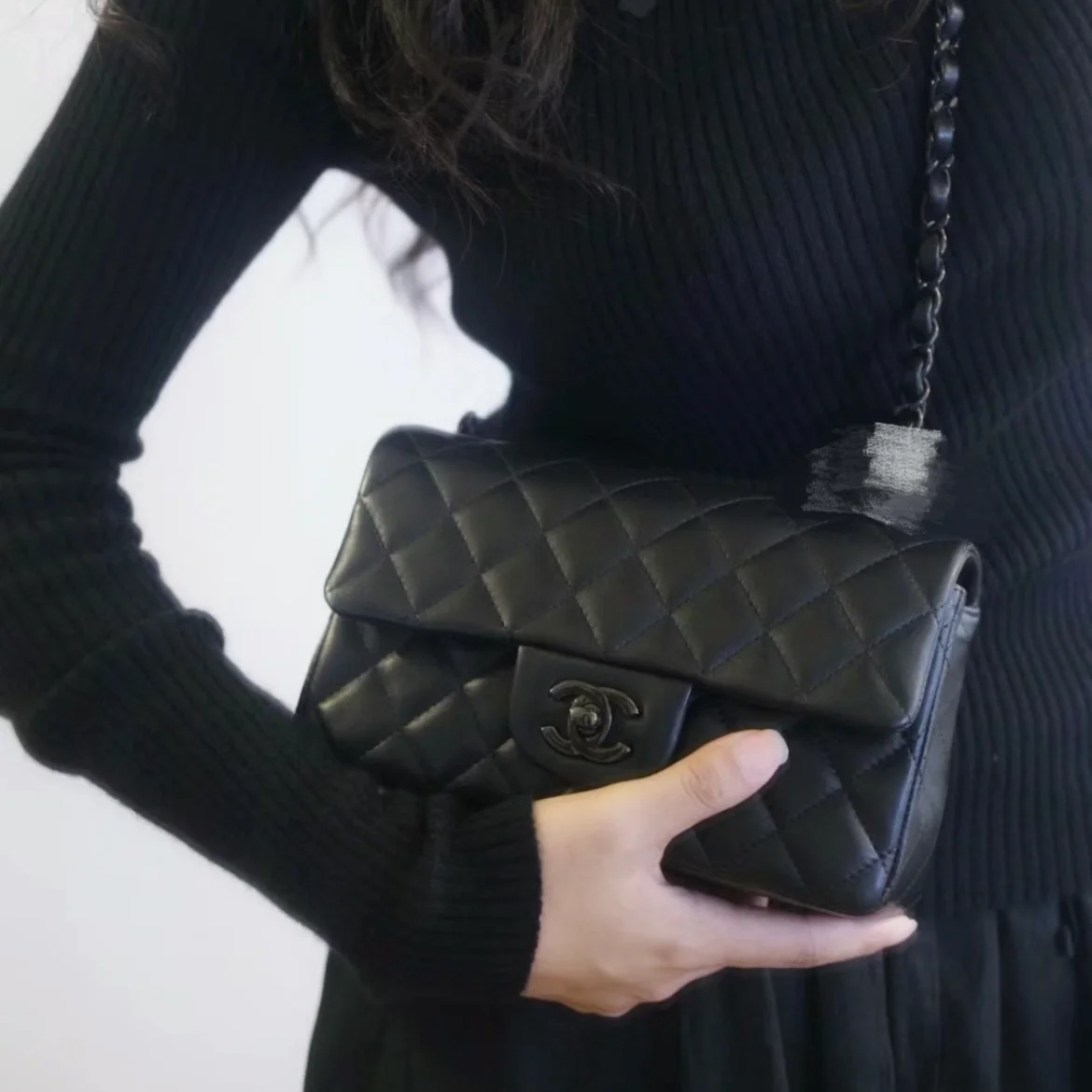 샤넬 클래식 미니 램스킨 블랙