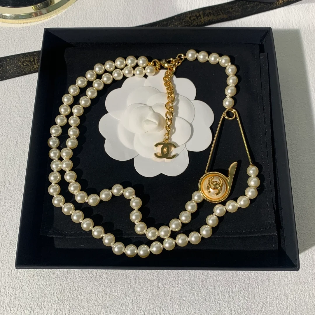 샤넬 롱 펜던트 목걸이