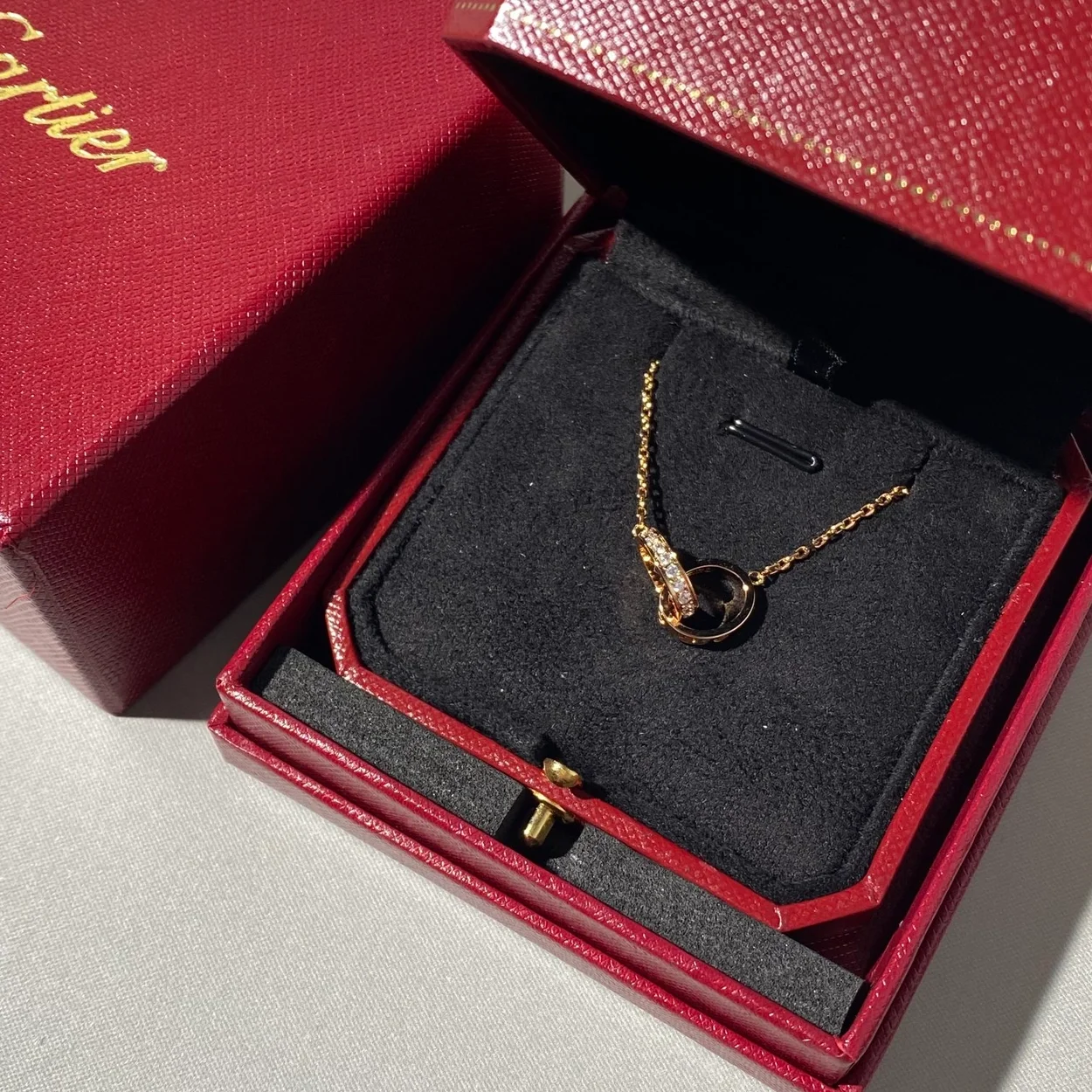 까르띠에 러브 옐로우 골드 다이아몬드 목걸이 B7212400