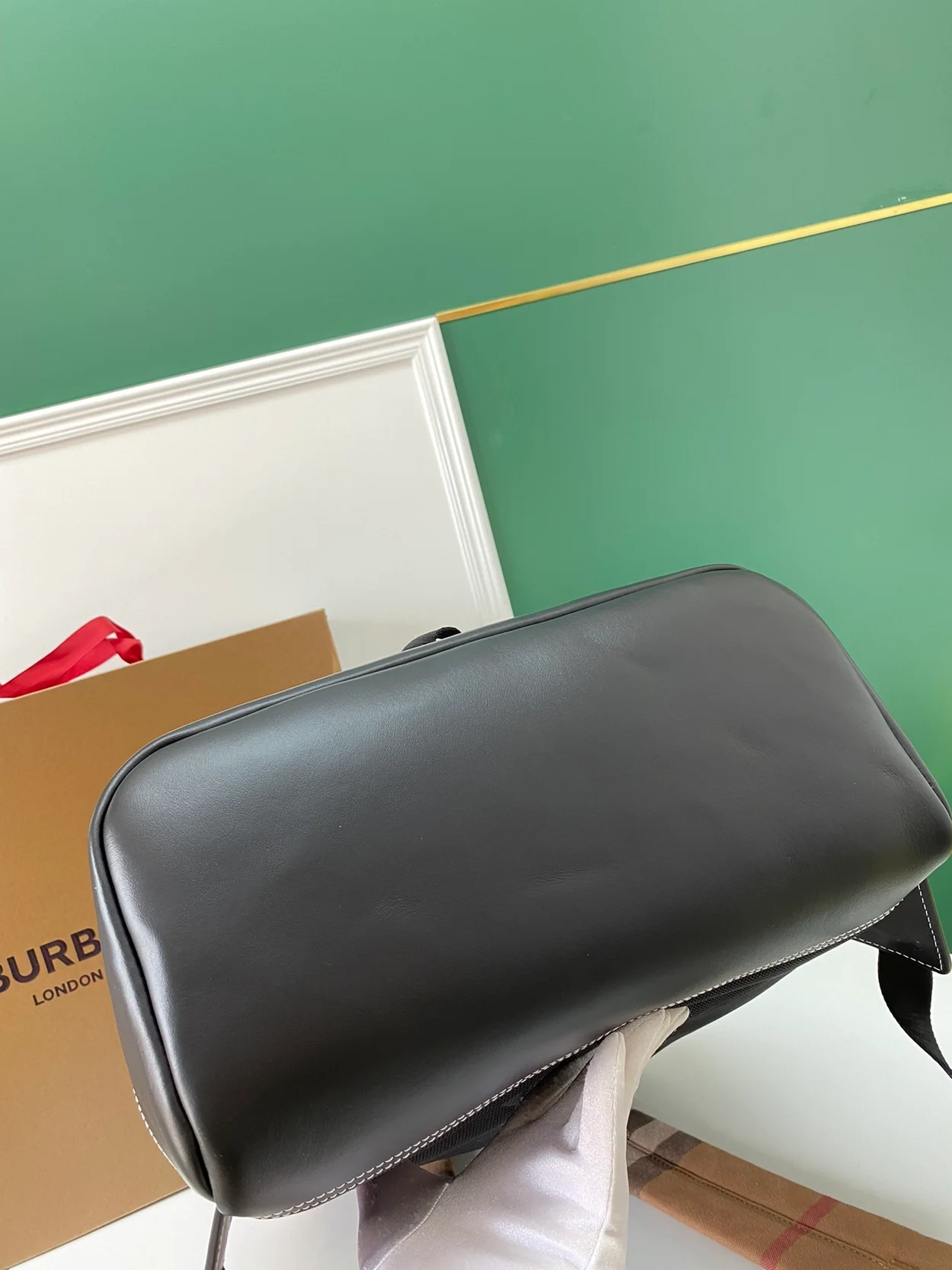 버버리 라지 체크 캔버스 백팩