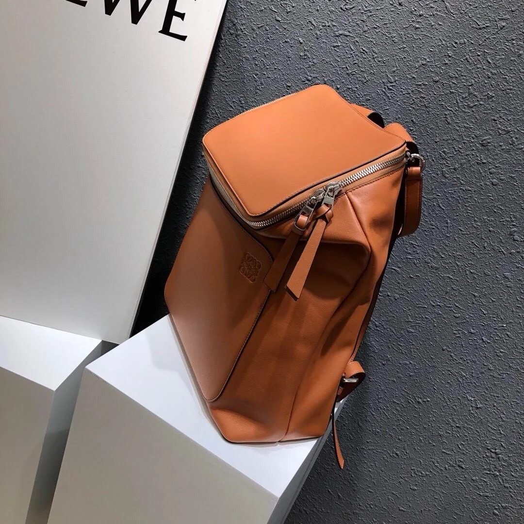 로에베 소프트 카프스킨 고야 백팩 브라운