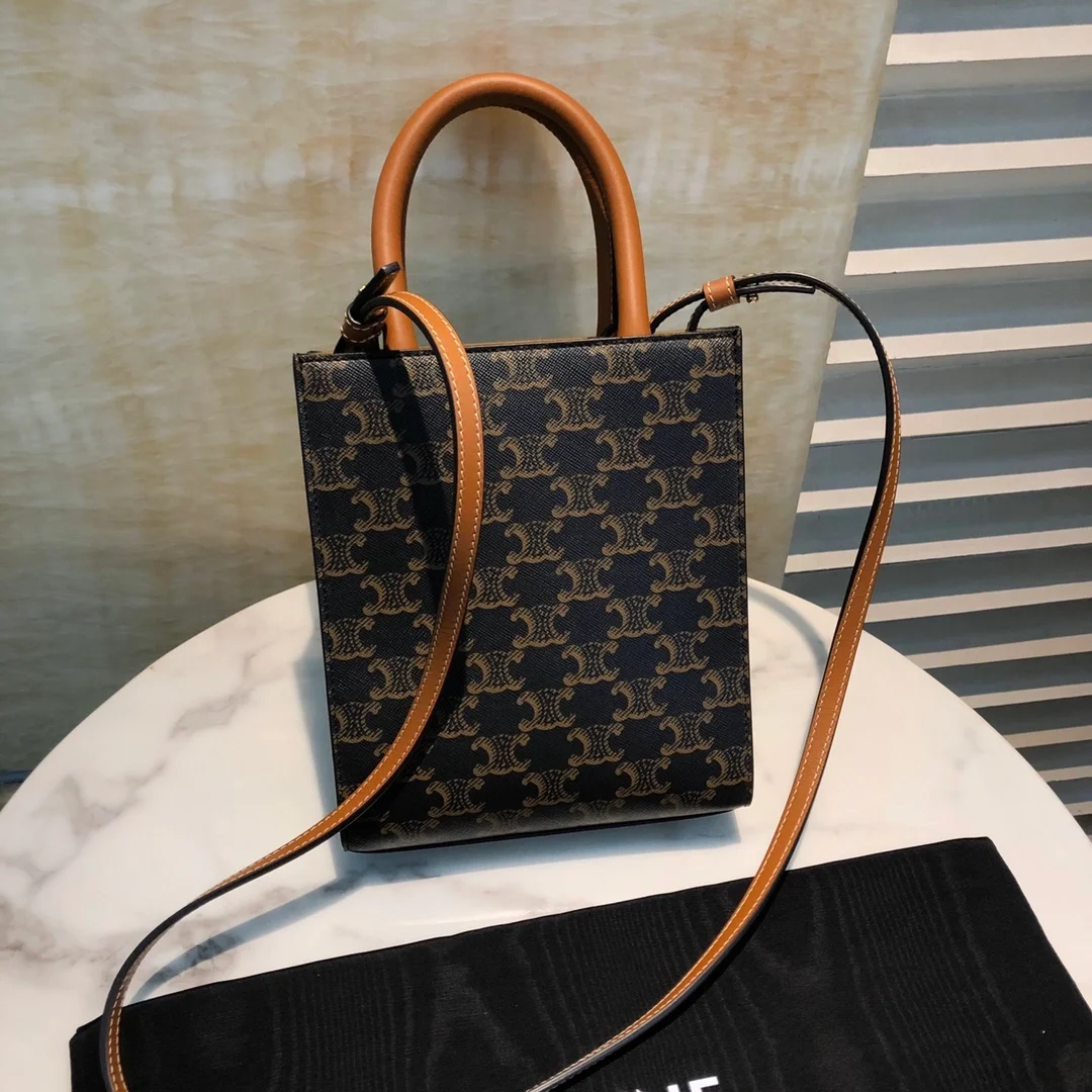 셀린느 미니 버티컬 카바스 백 탠