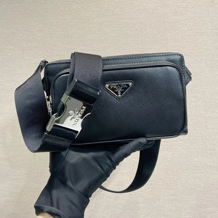 프라다 사피아노 벨트 백