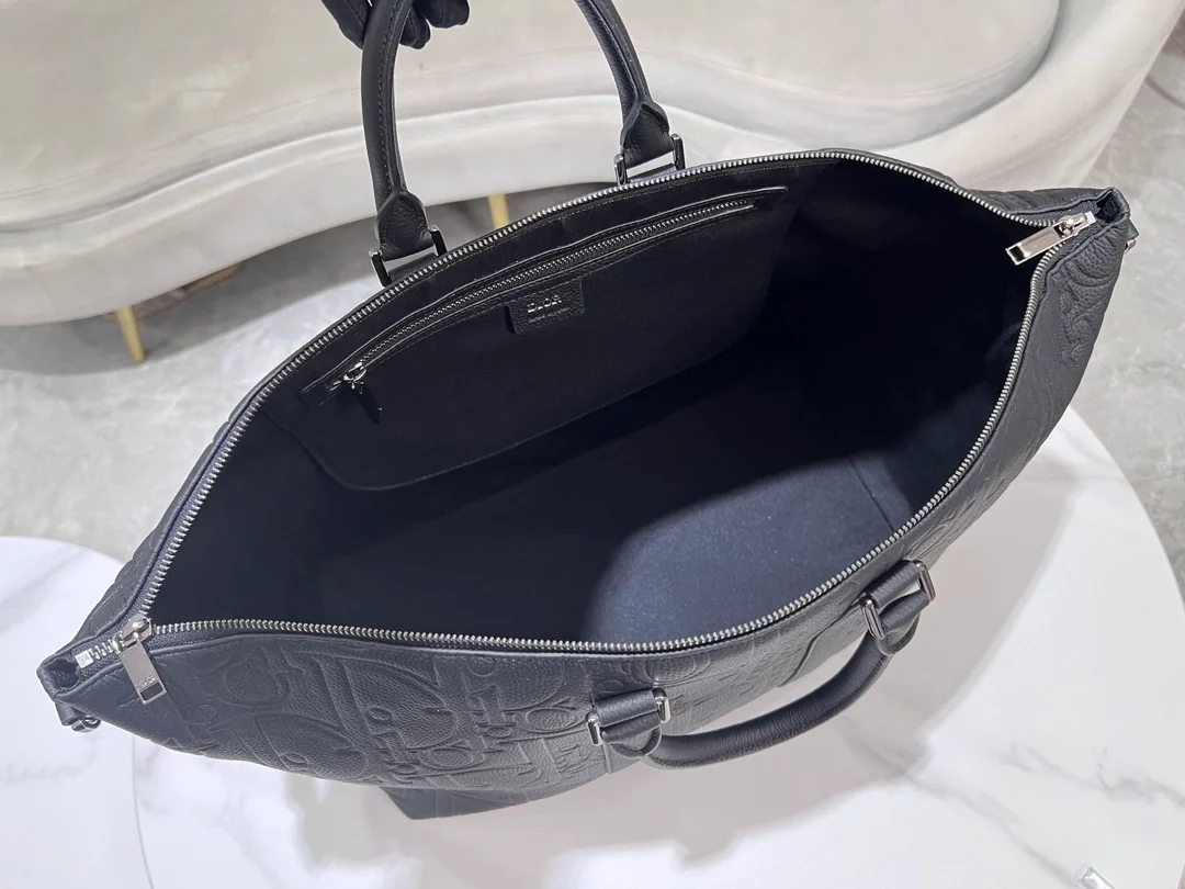 디올 위켄더 40 백 블랙 그래피티