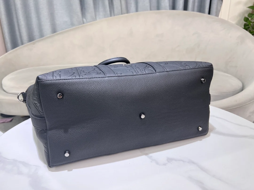 디올 위켄더 40 백 블랙 그래피티