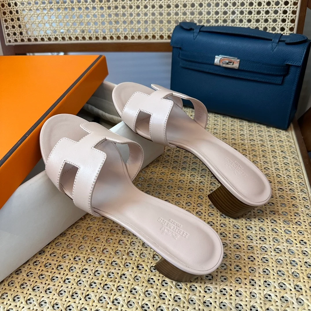 에르메스 오아시스 샌들 카프스킨 & 베쥬 누드