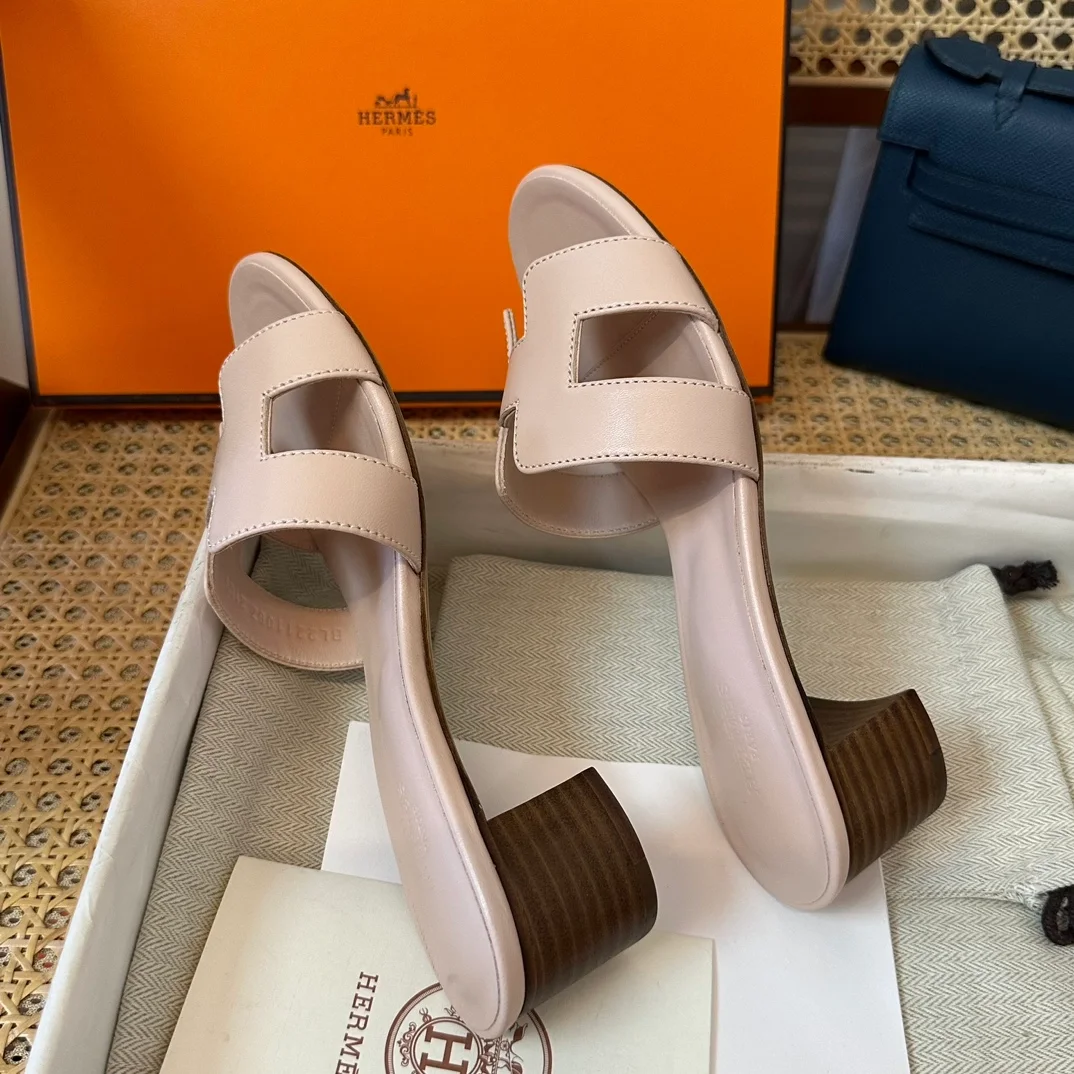 에르메스 오아시스 샌들 카프스킨 & 베쥬 누드