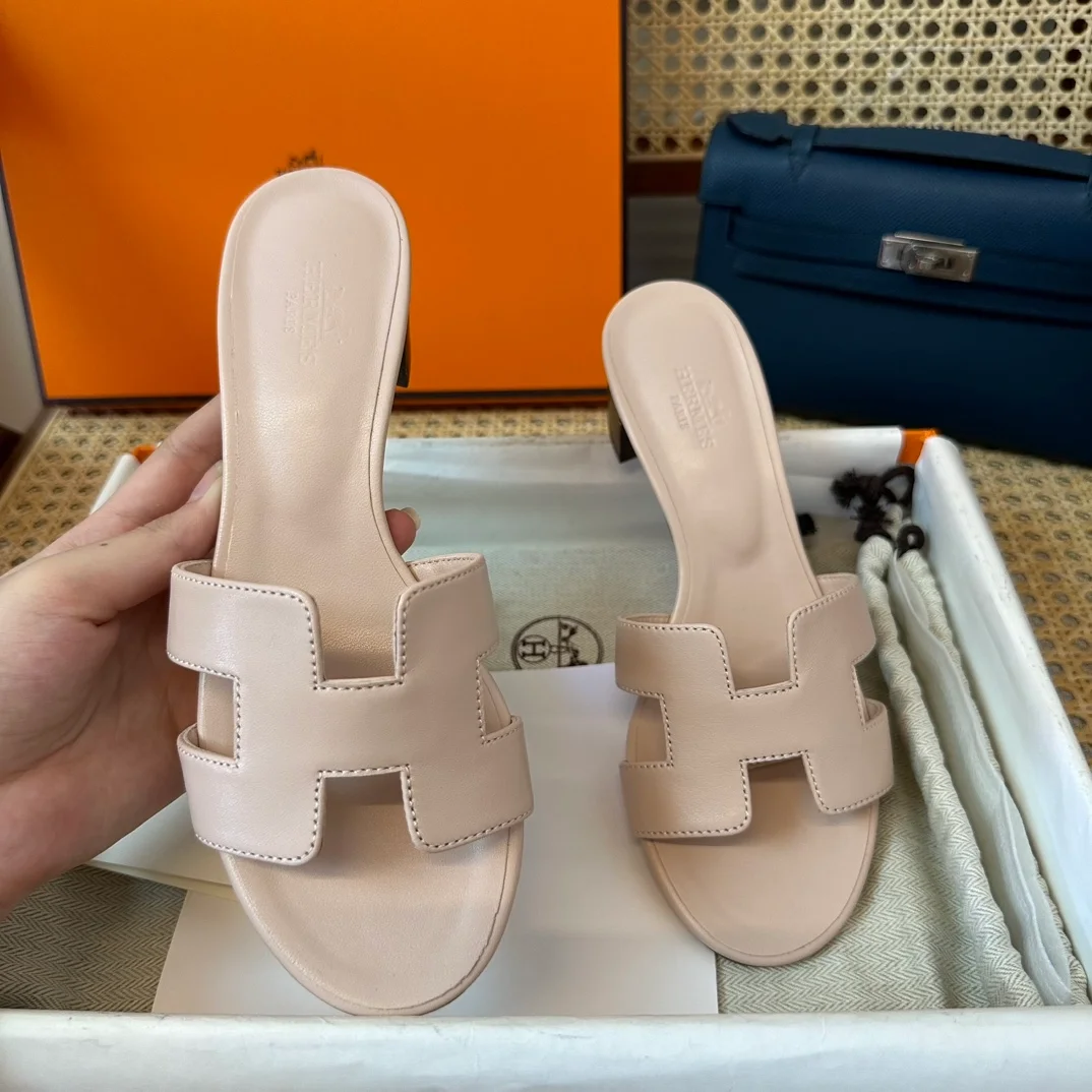 에르메스 오아시스 샌들 카프스킨 & 베쥬 누드