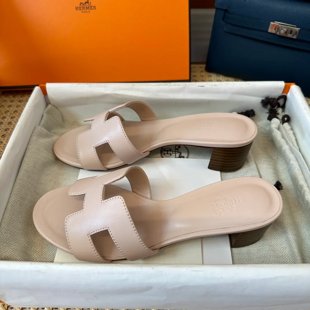 에르메스 오아시스 샌들 카프스킨 & 베쥬 누드