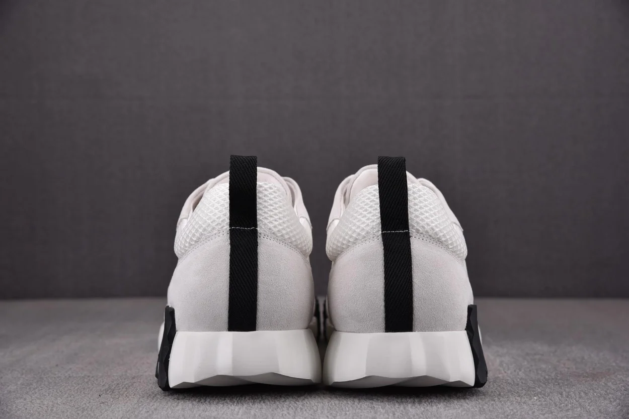 에르메스 바운싱 그래픽 메쉬 블랑