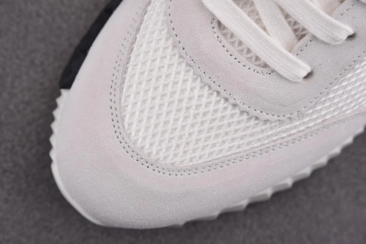 에르메스 바운싱 그래픽 메쉬 블랑