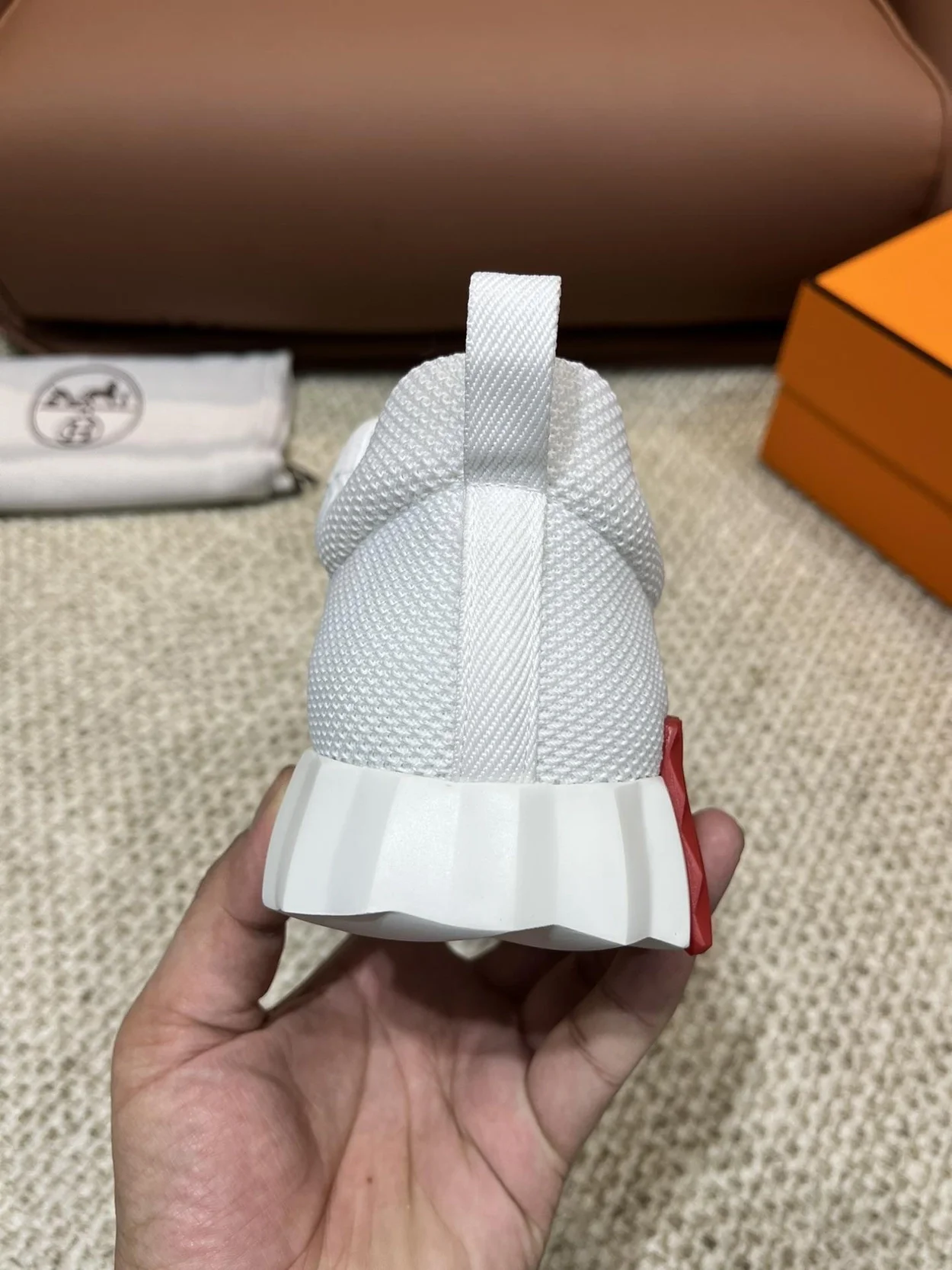 에르메스 바운싱 메쉬 화이트 스니커즈 버건디 오렌지