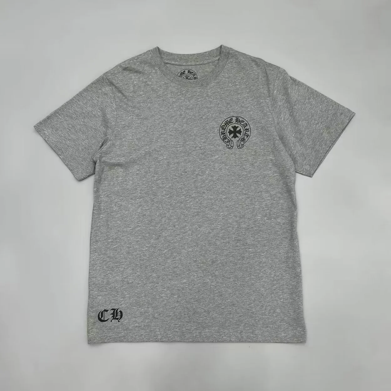 크롬하츠 산스크리트 백 유니섹스 티셔츠 그레이