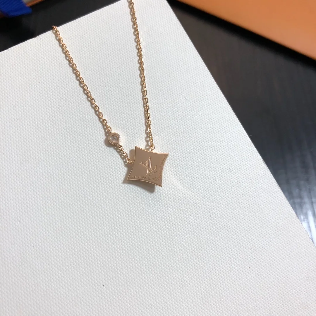 루이비통 컬러 블라썸 BB 스타 펜던트 목걸이 Q93612