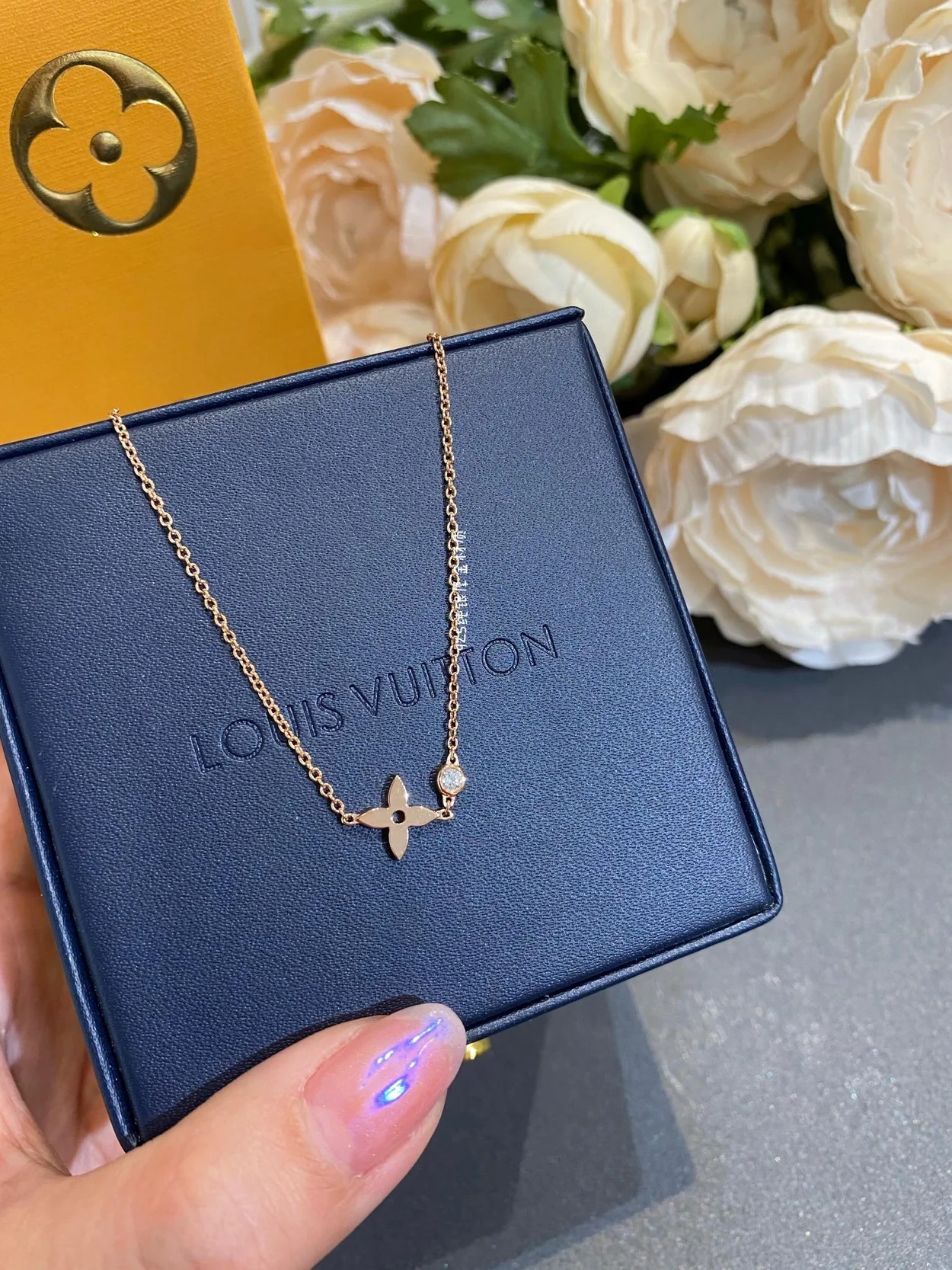 루이비통 이딜 블라썸 목걸이 Q93281