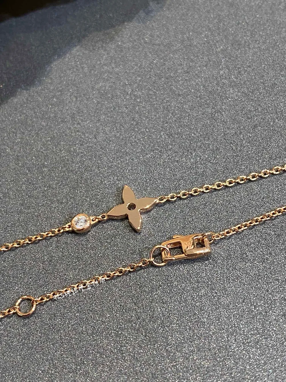 루이비통 이딜 블라썸 목걸이 Q93281