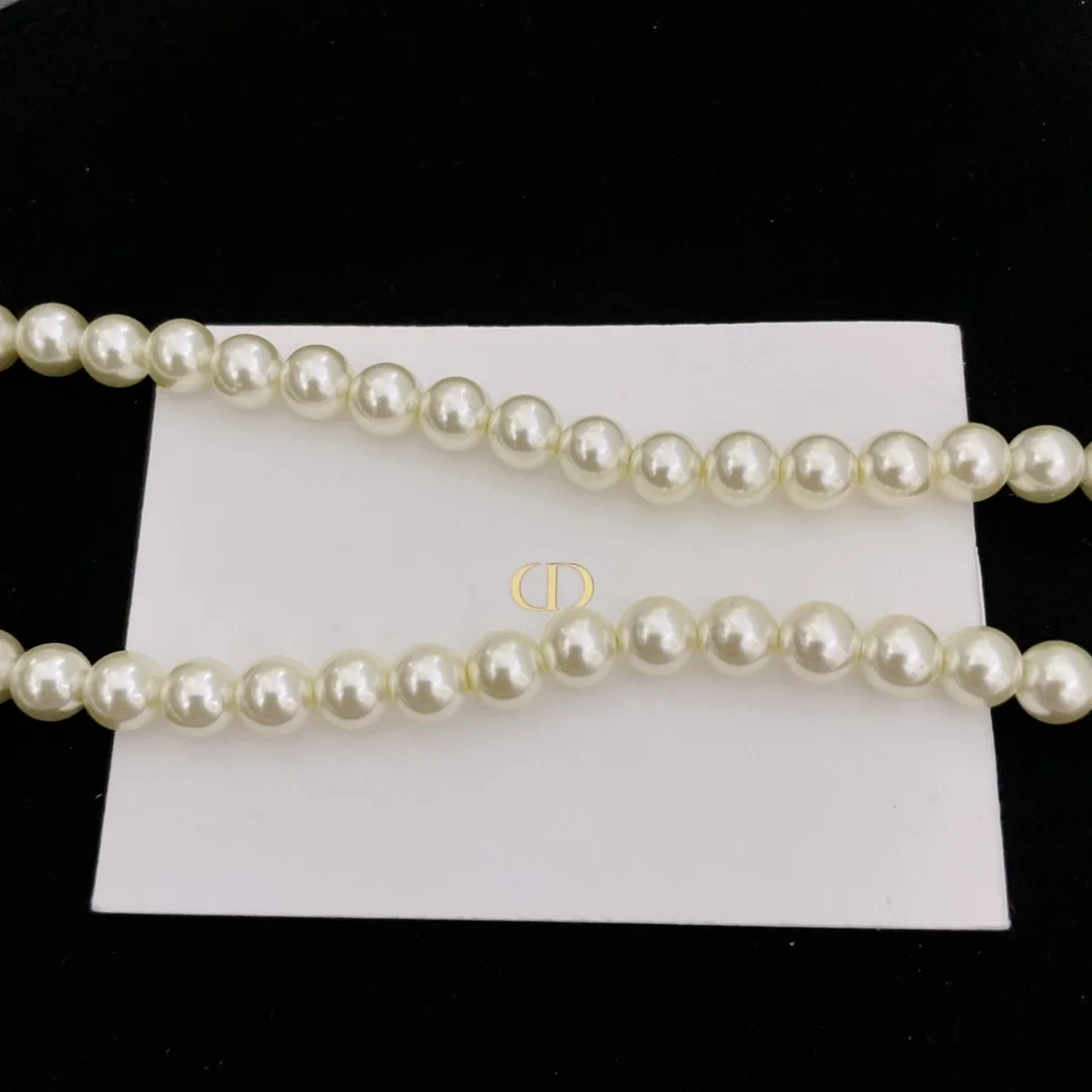 디올 플랜 드 파리 초커 화이트 펄 목걸이
