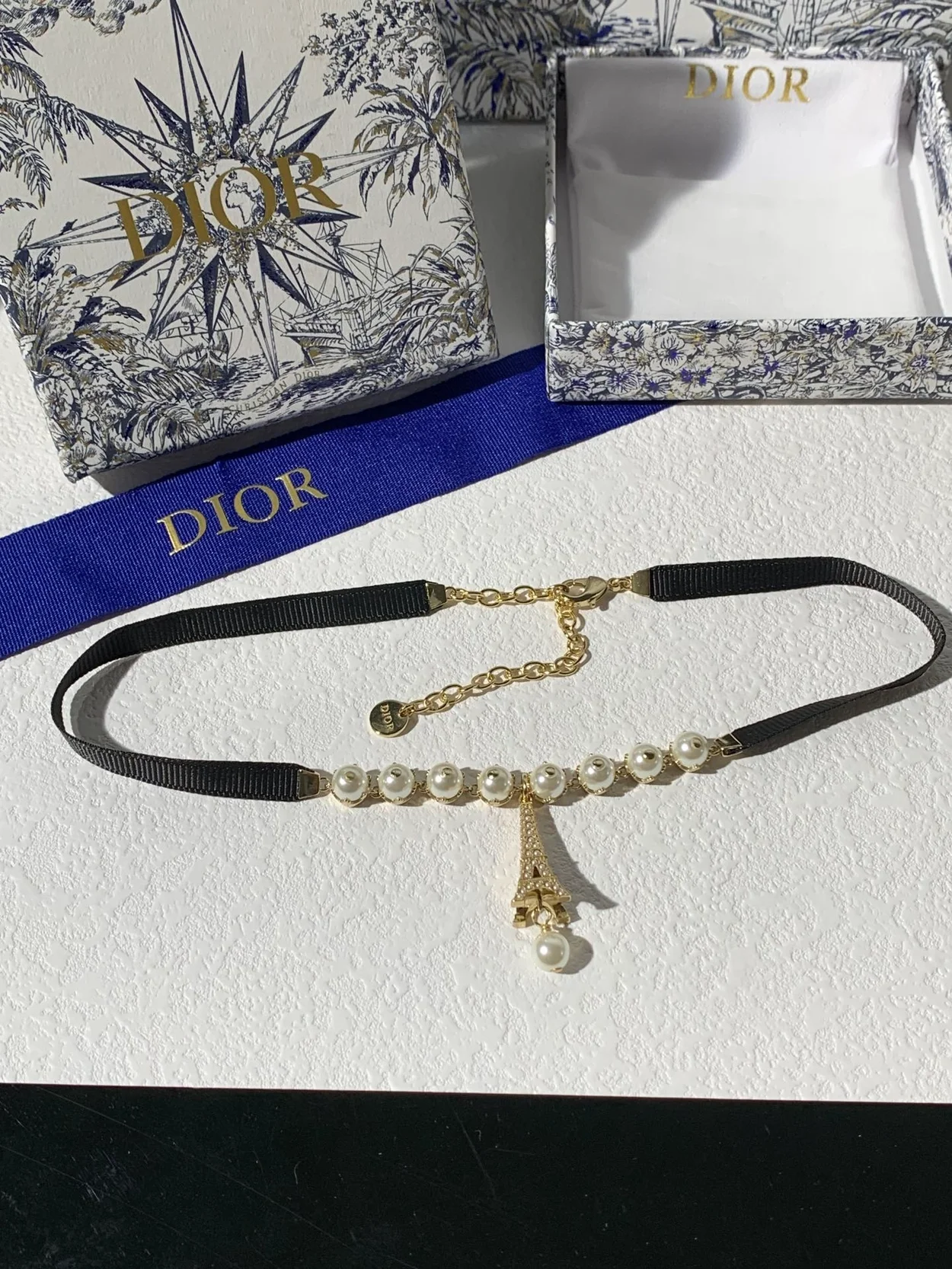 디올 플랜 드 파리 초커 목걸이