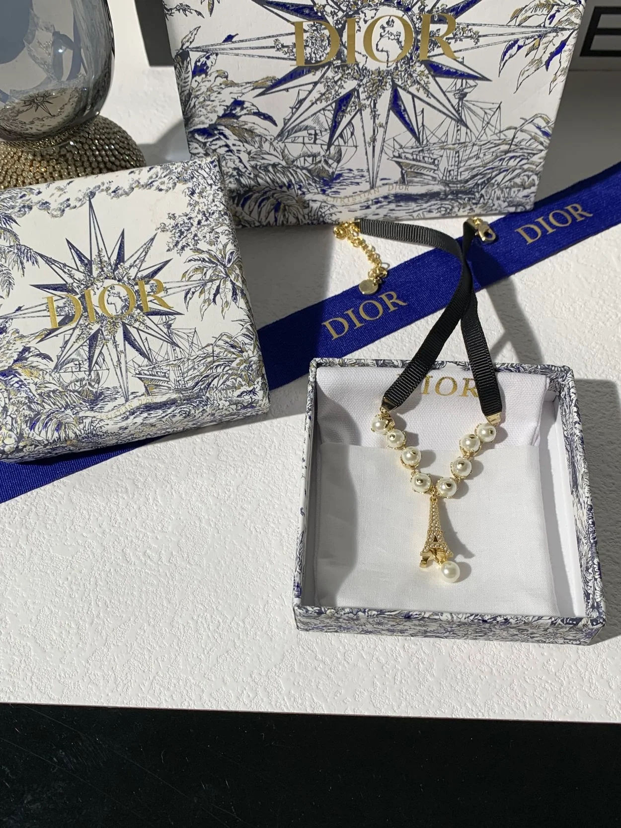 디올 플랜 드 파리 초커 목걸이