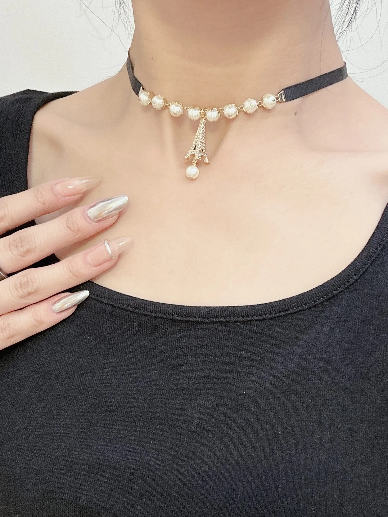 디올 플랜 드 파리 초커 목걸이