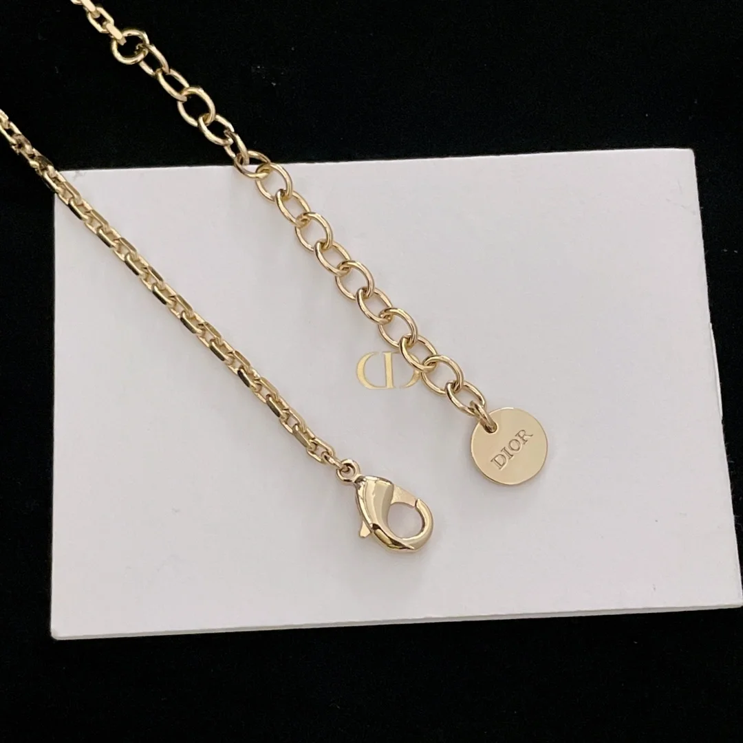 디올 플랜 드 파리 골드 피니시 목걸이