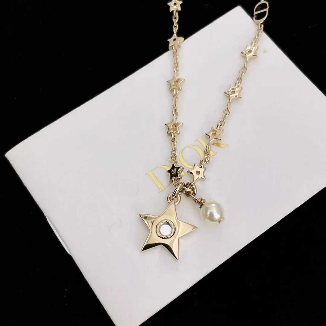 디올 스타 화이트 펄 목걸이