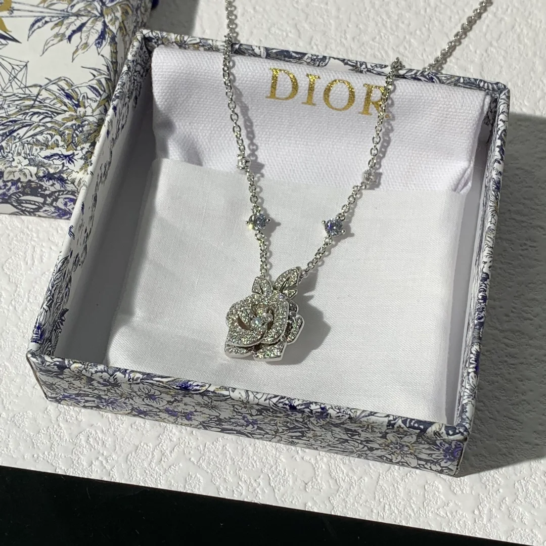 디올 로즈 바게텔 미디엄 목걸이