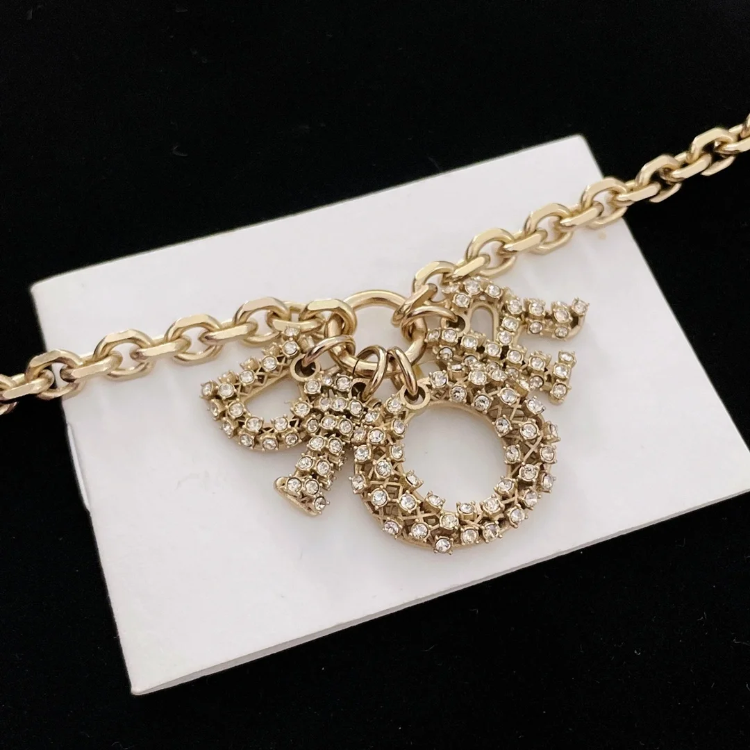 디올 레이디 골드 피니쉬 목걸이